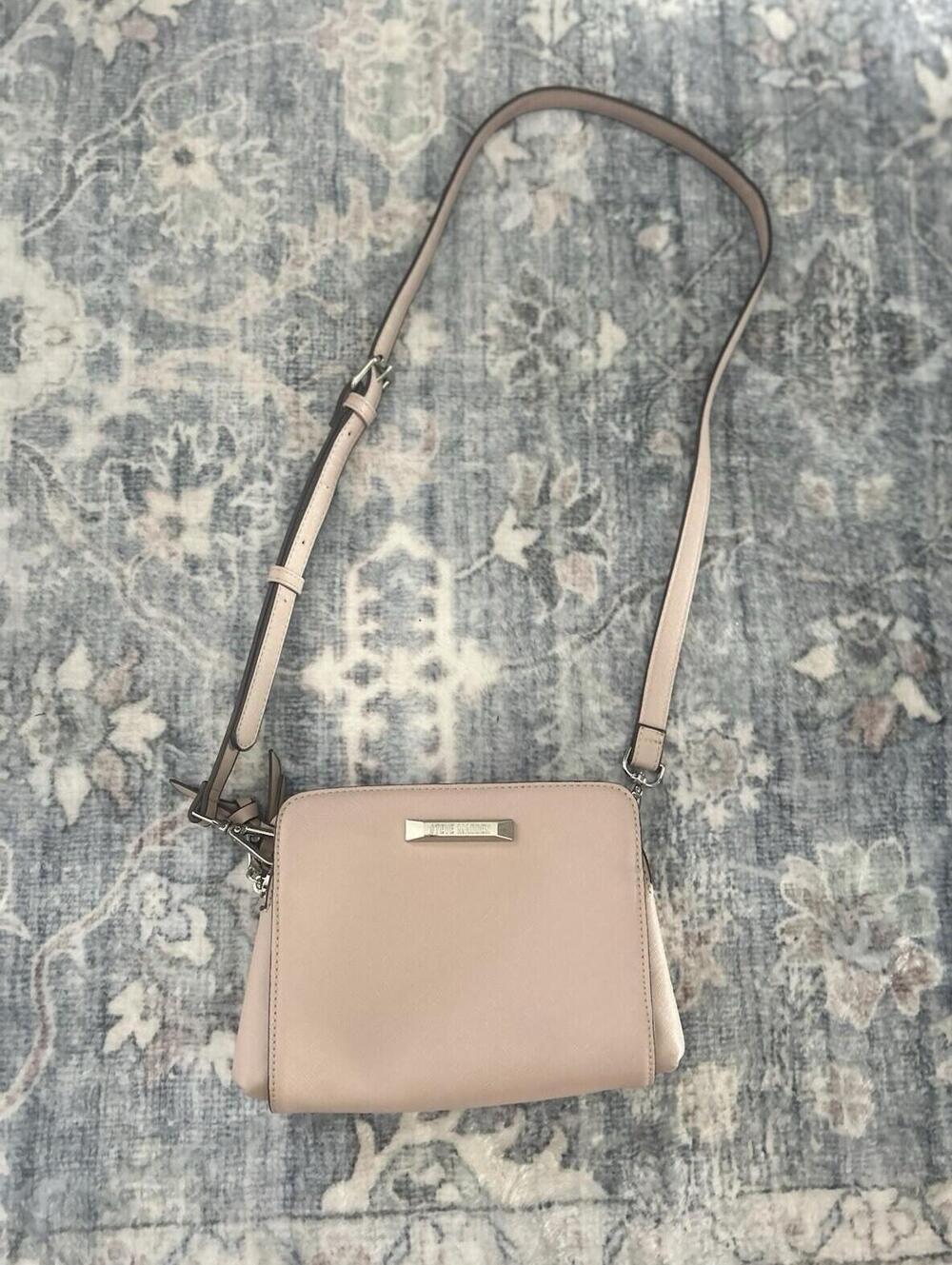 Steve Madden Pale Pink Women’s Crossbody Handbag W/Adjustable Strap - Picture 3 of 9